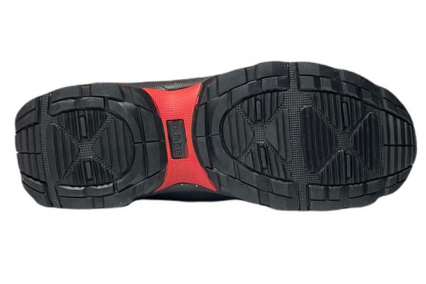 Кроссовки Adidas Terrex Climaproof BW с мехом